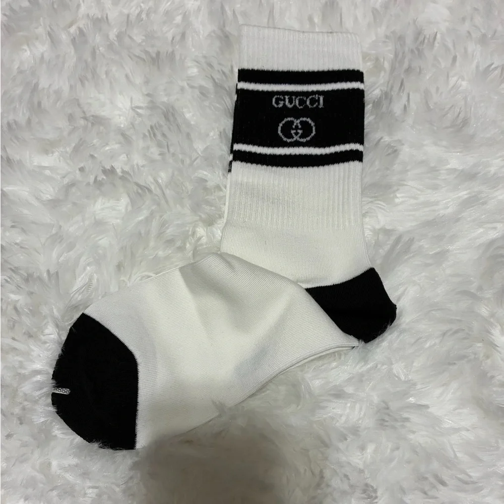 Gucci Black and White Logo Crew Socks